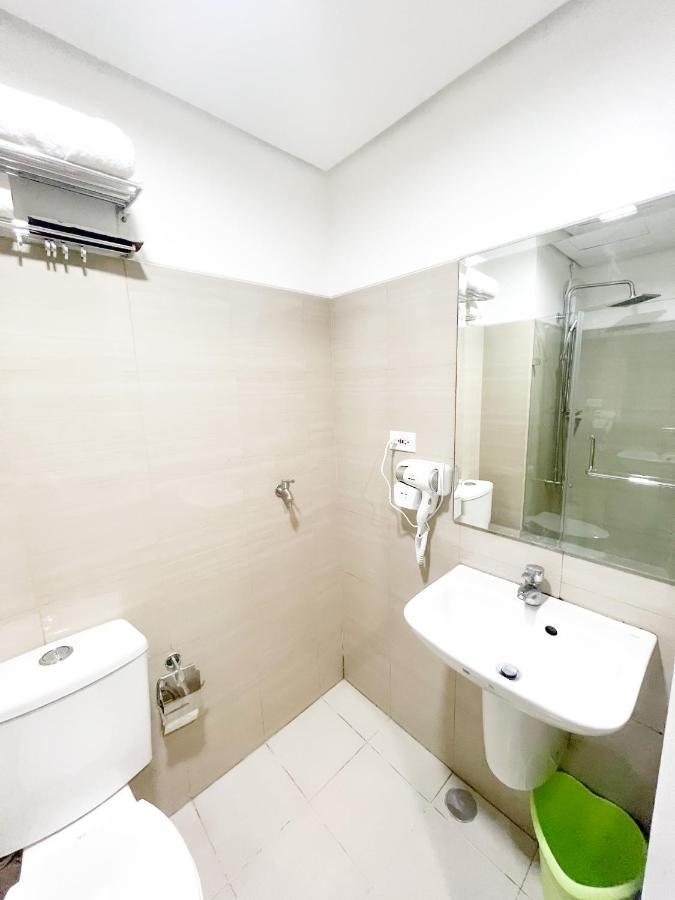 Sabina'S One Bedroom Condo At Shore Tower C Manila Exterior photo