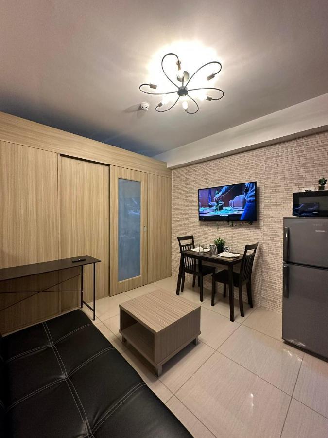 Sabina'S One Bedroom Condo At Shore Tower C Manila Exterior photo